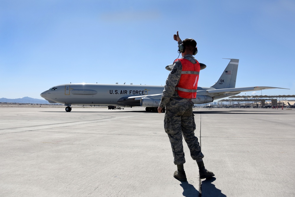 Airmen, Marines provide combined command and control during Red Flag 16-2
