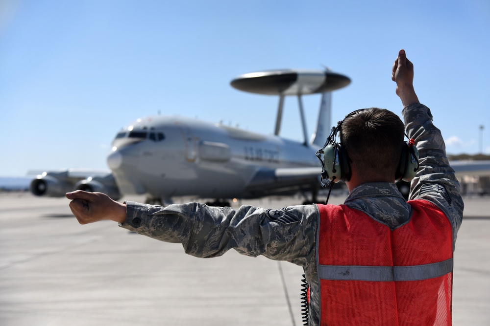 Airmen, Marines provide combined command and control during Red Flag 16-2