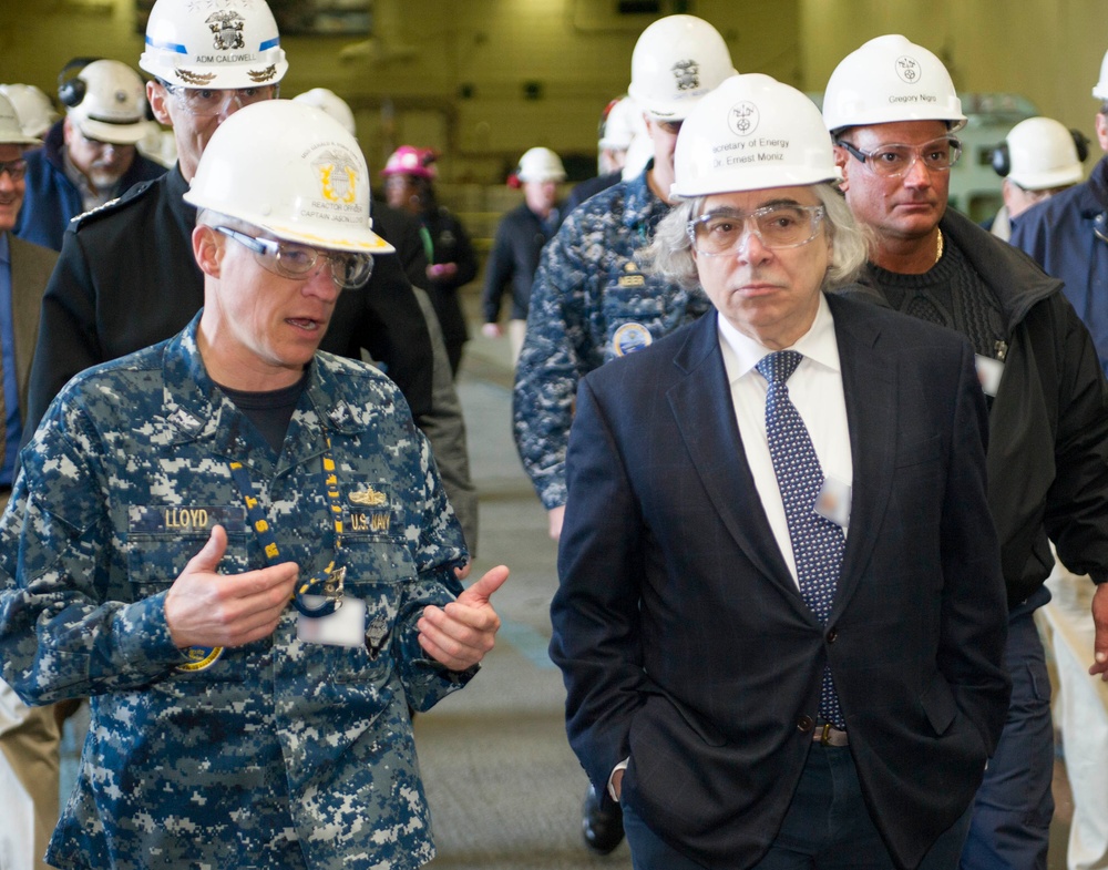 Secretary of U.S. Department of Energy Tours CVN 78