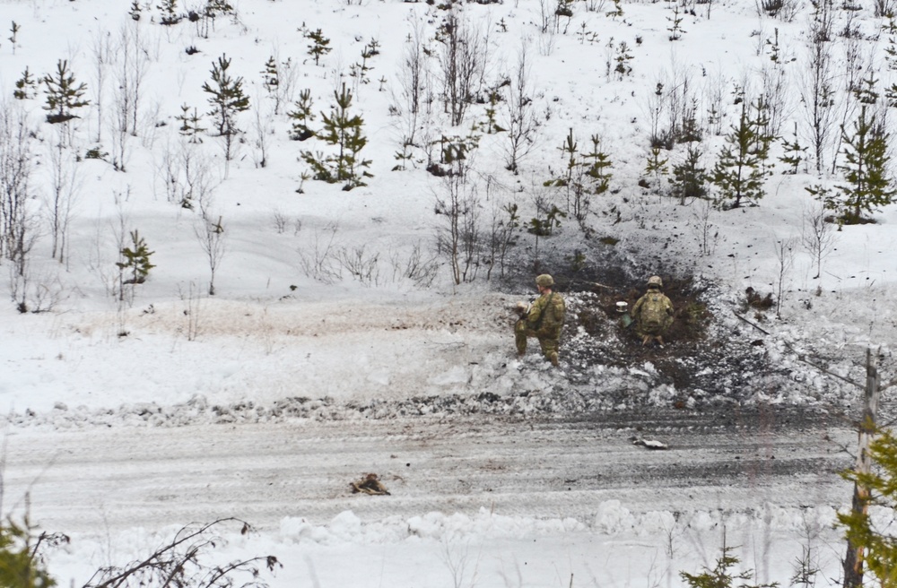 Iron troop Rocks Estonia with live fire exercise