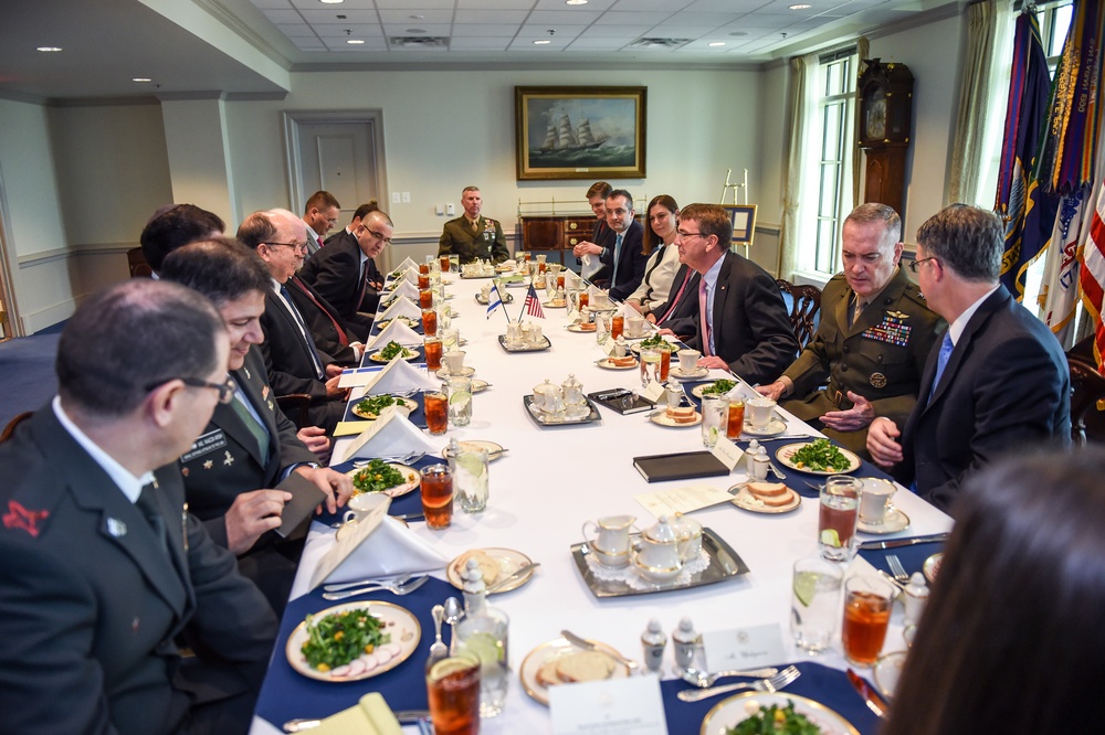 Secretary of defense meets with Israel's MOD Moshe Ya'alon