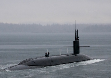 Kentucky departs for first strategic mission since 2011