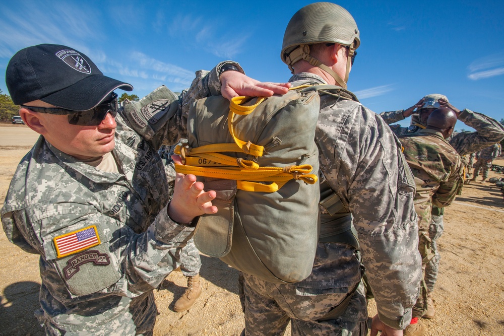 Joint Guard Reserve airborne operations training