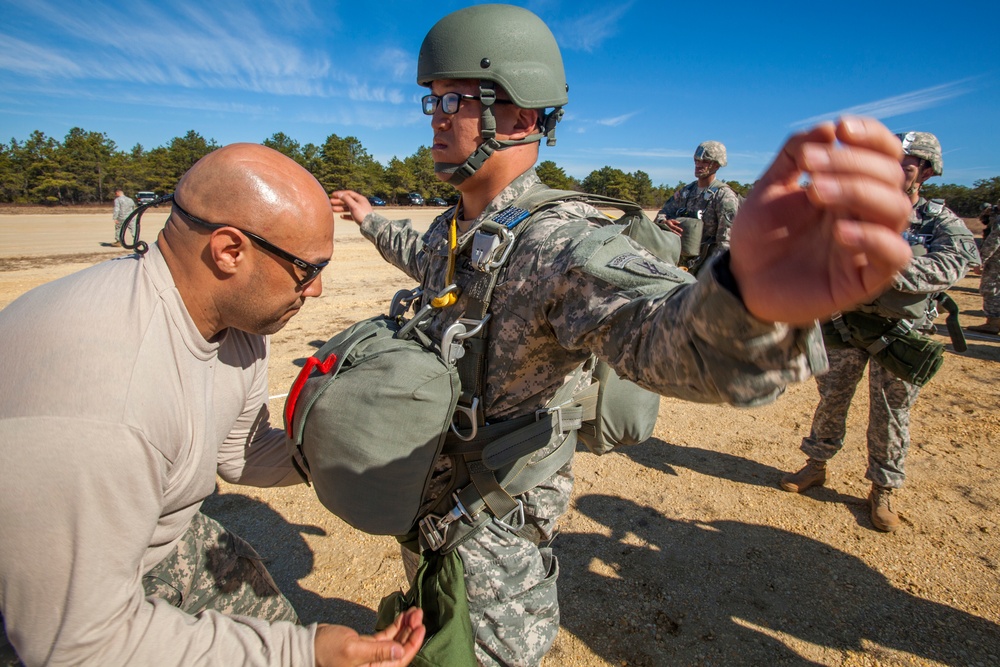 Joint Guard Reserve airborne operations training