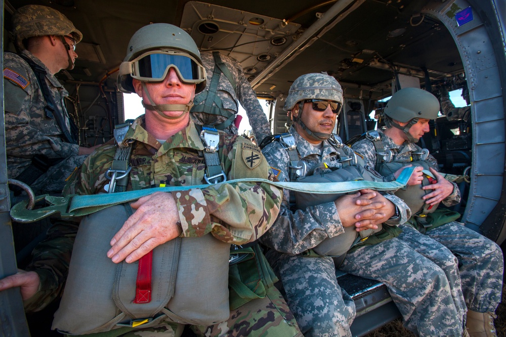 Joint Guard Reserve airborne operations training