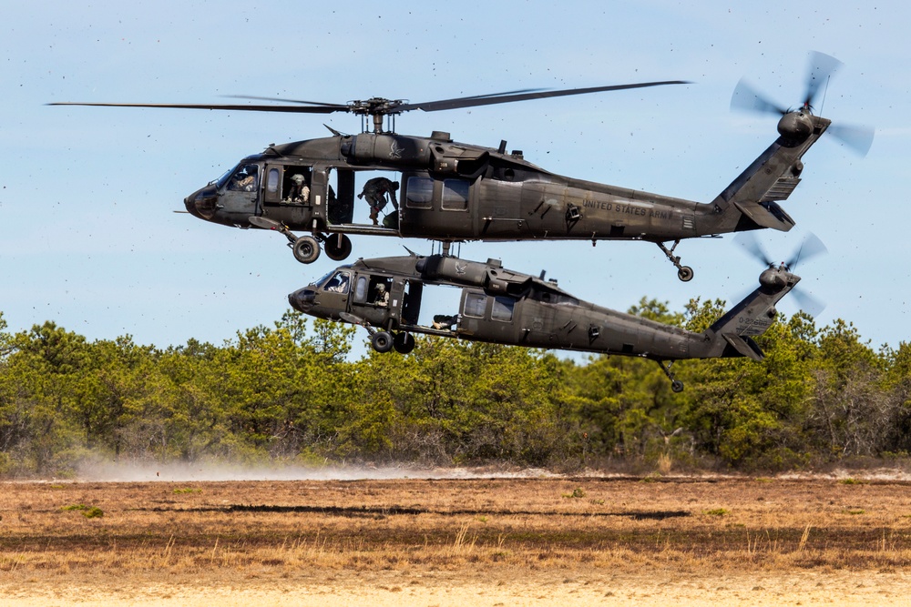 Joint Guard Reserve airborne operations training