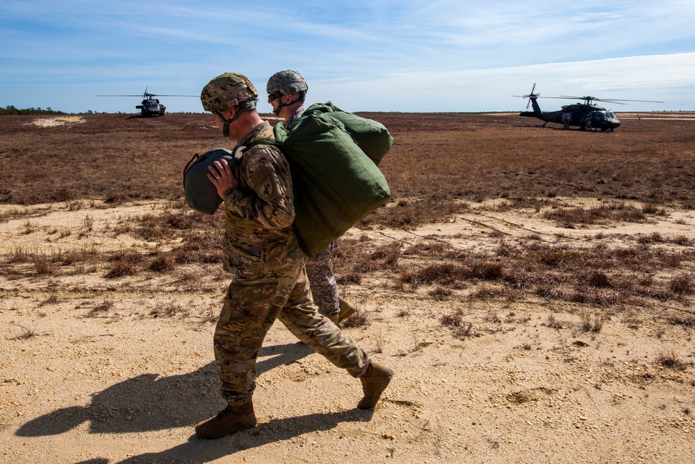 Joint Guard Reserve airborne operations training