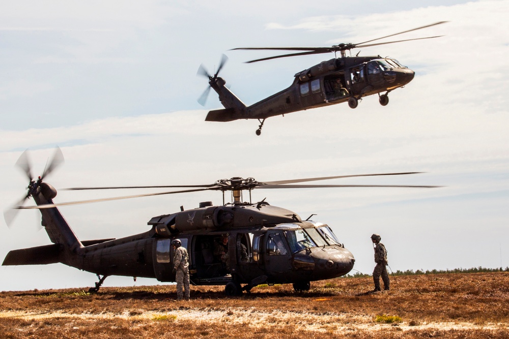 Joint Guard Reserve airborne operations training