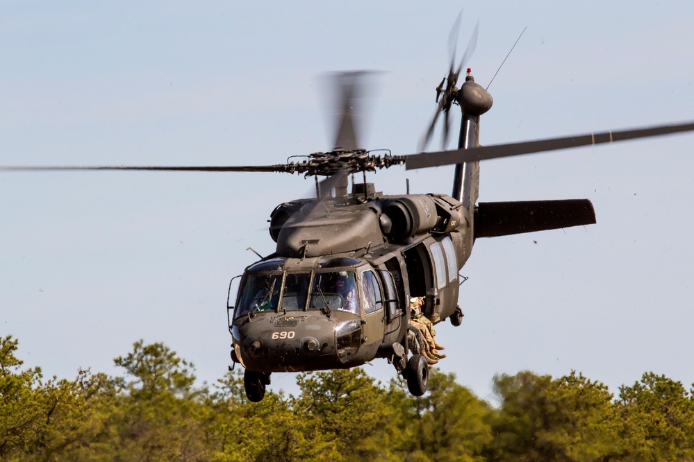 Joint Guard Reserve airborne operations training