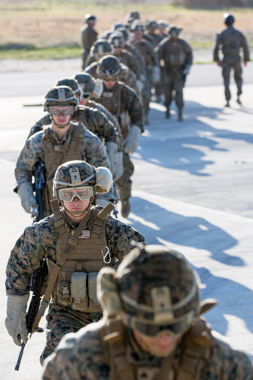 SPMAGTF-CR-AF Marines hone fast rope skills