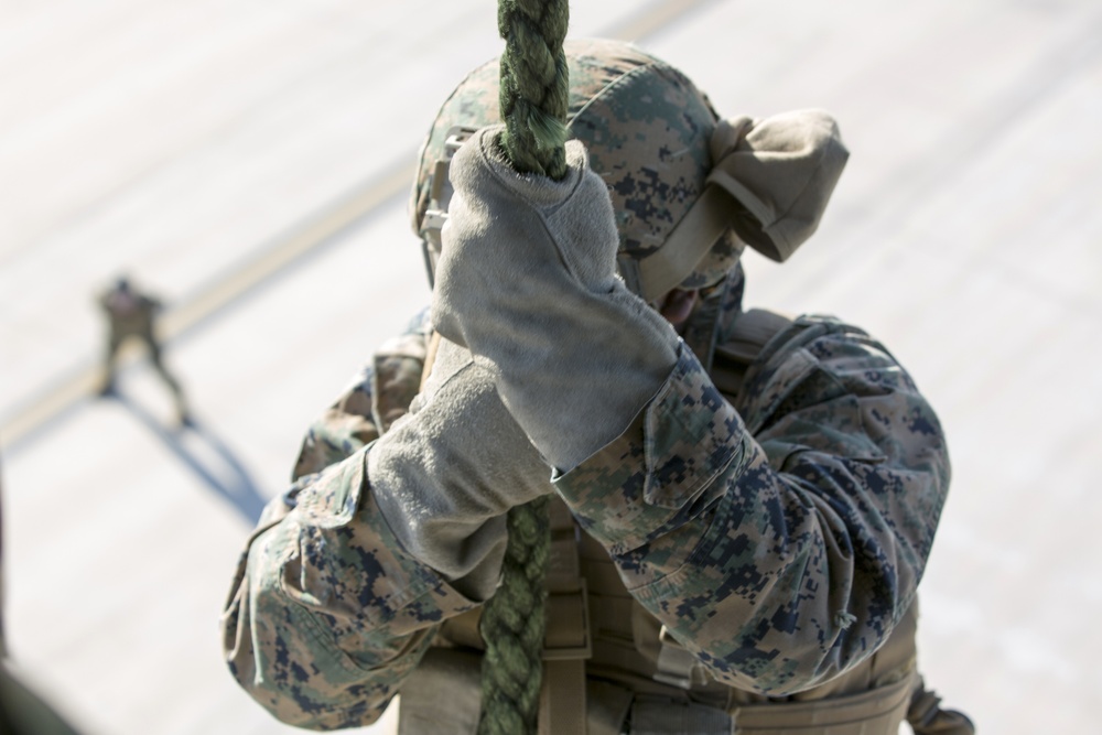 SPMAGTF-CR-AF Marines hone fast rope skills