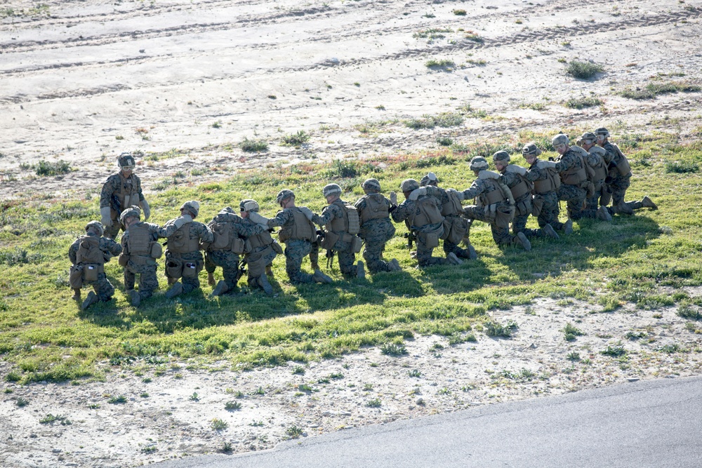 SPMAGTF-CR-AF Marines hone fast rope skills