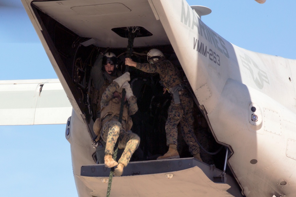 SPMAGTF-CR-AF Marines hone fast rope skills