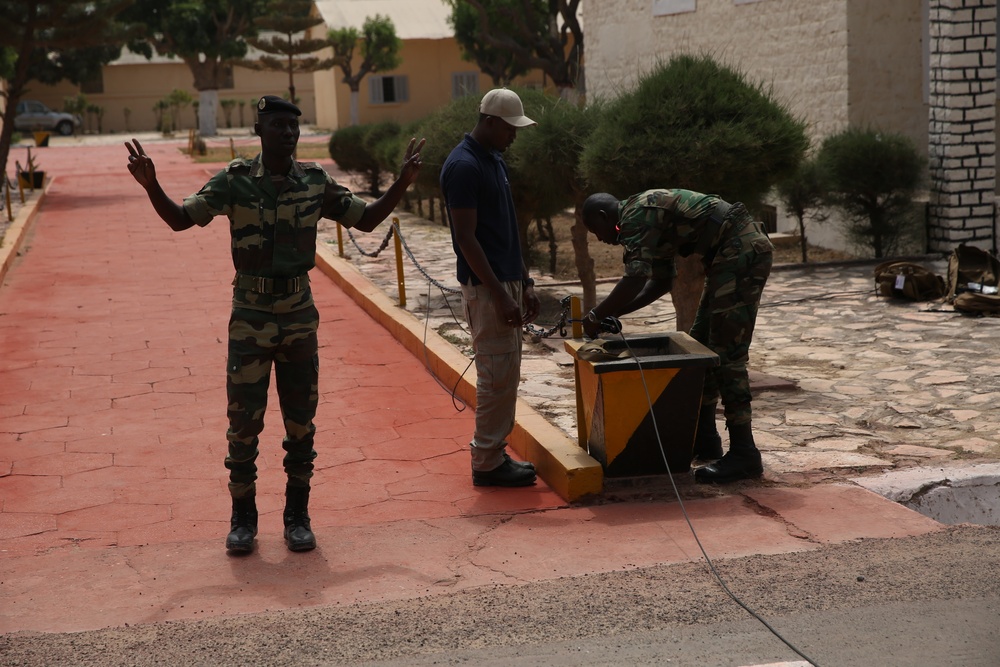 U.S. works with Senegalese military, adds demining capability for West African nation