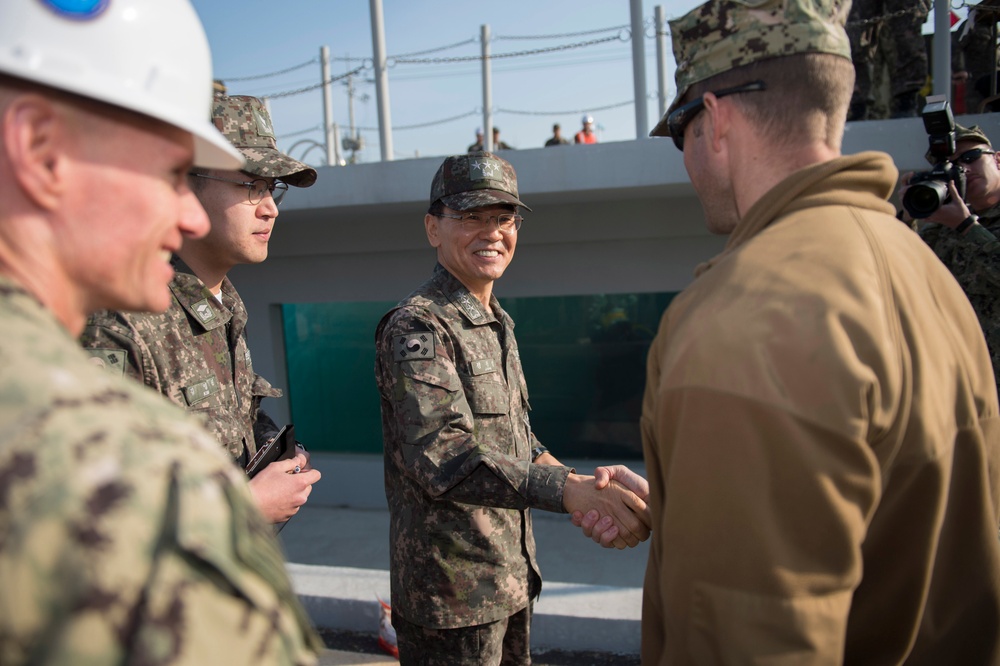 DVIDS - Images - US and ROK Seabees train for pier and airfield repair ...