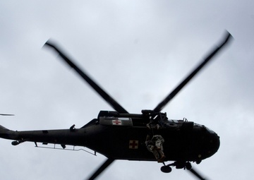Infantrymen take to the sky during medevac training in Kosovo