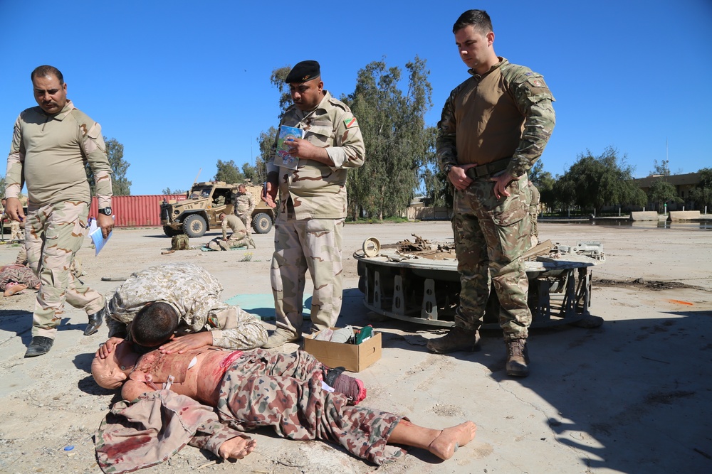 Iraqi Combat Medics Course conducts mass casualty training