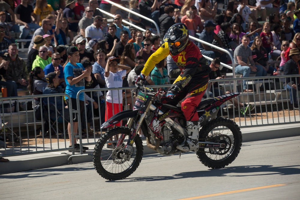 Motocross Jam Fest blazes through Combat Center