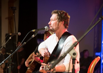 Camp Hansen hosts USO Spring Visit 2016 Tour