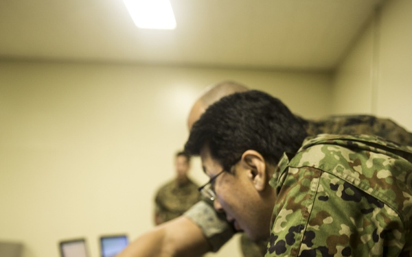JGSDF Col. visits 12th Marines