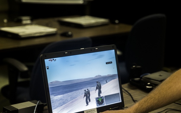 JGSDF Col. visits 12th Marines