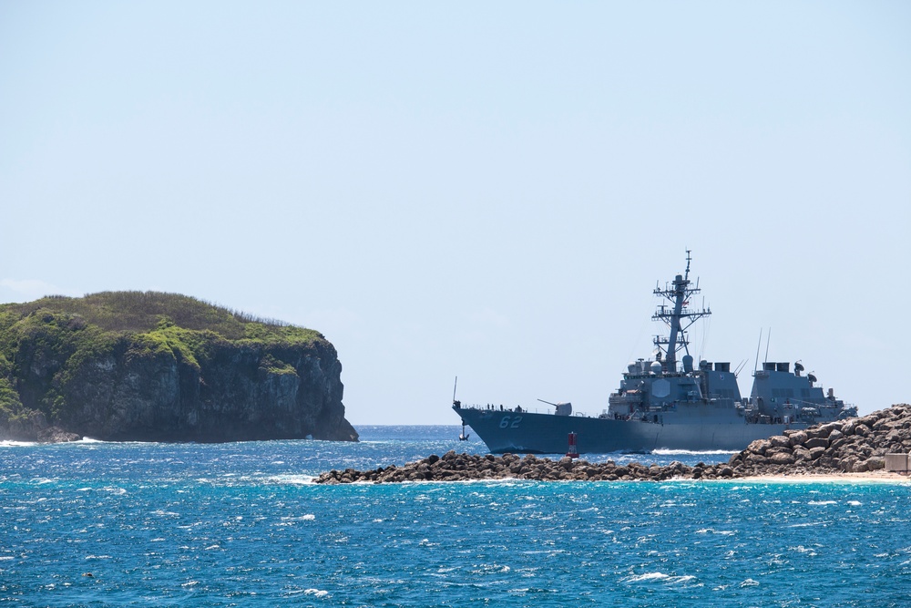 Naval Base Guam hosts U.S./Japanese ships for Multi-sail 2016