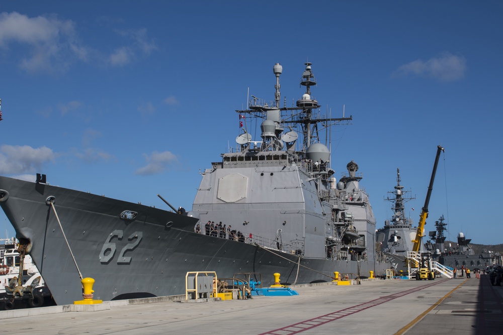 Naval Base Guam hosts US/Japanese ships for Multi-sail 2016