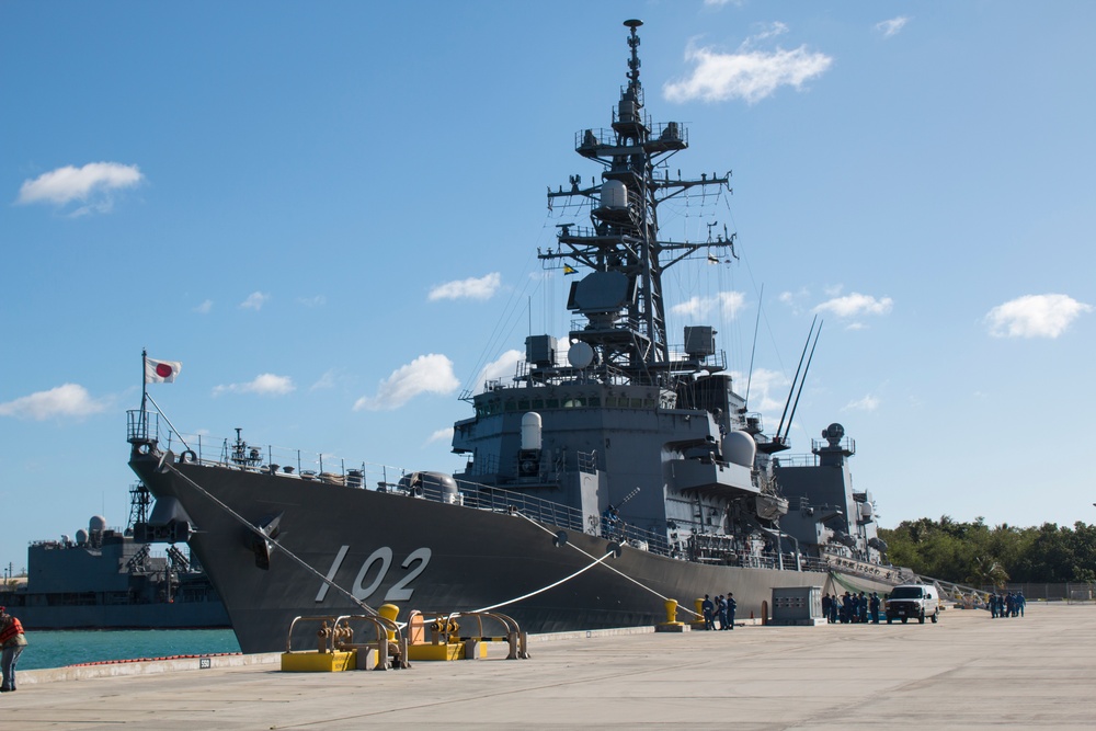 Naval Base Guam hosts US/Japanese ships for Multi-sail 2016