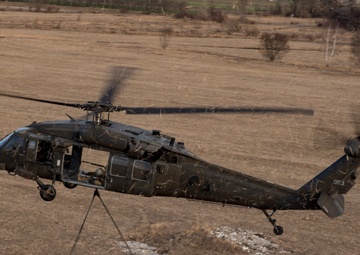 Task Force Spearhead conducts sling load training with 173rd