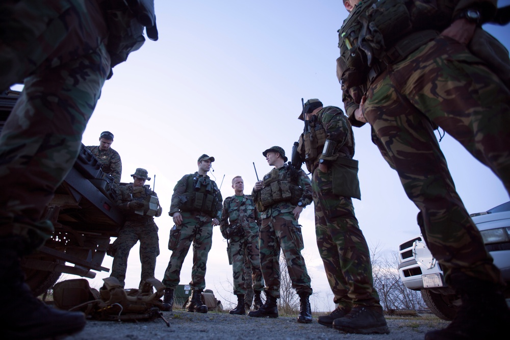 U.S. and Dutch Marines conduct bi-lateral JTAC training