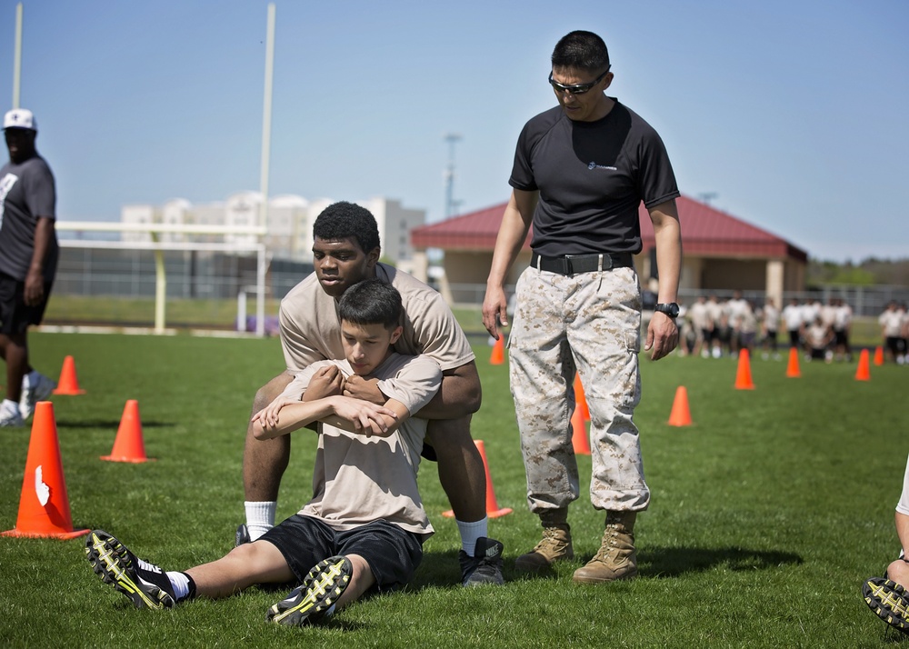 Fort Worth Marines conduct CFT