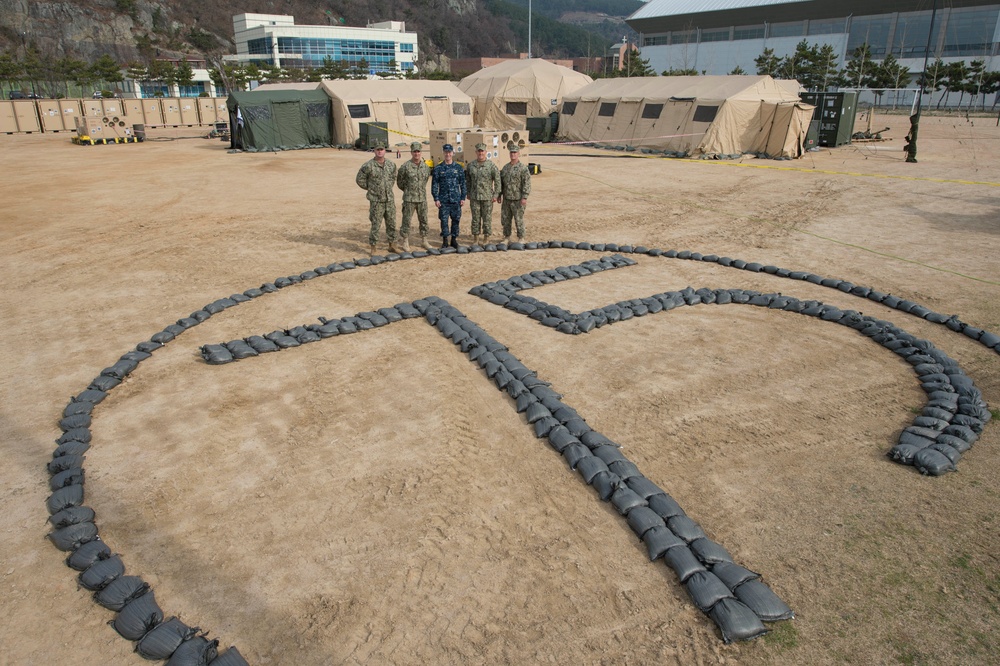 7th Fleet, NECC visit US and ROK Seabees