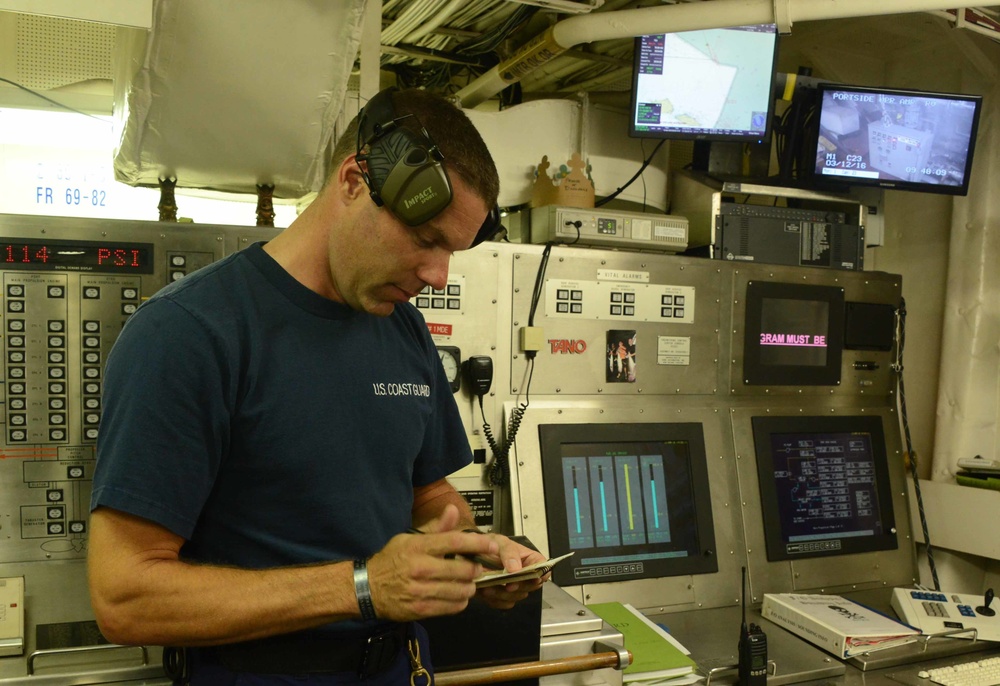 USCGC Kukui underway