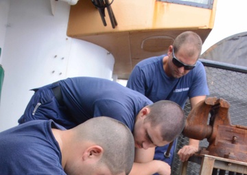 USCGC Kukui underway