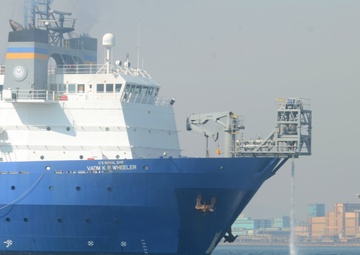 USNS Wheeler Performs Demonstration, Holds Tour for Military Officials