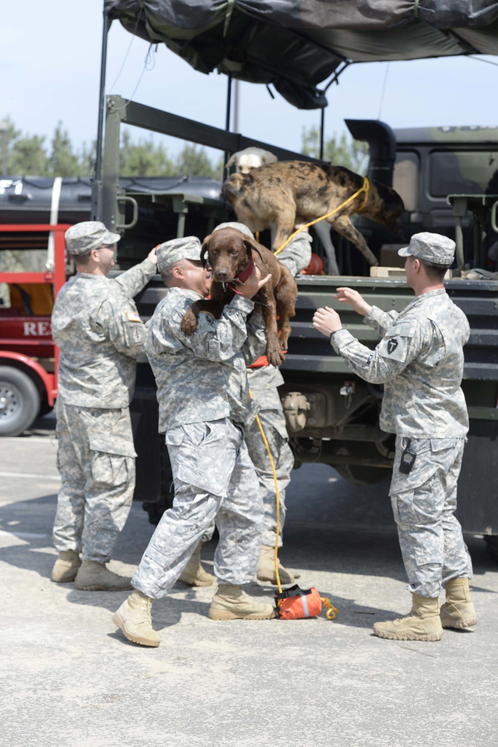 Texas National Guard responds to floods