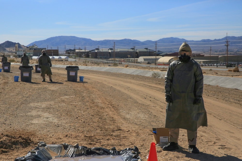 1st Tanks conducts decontamination exercise