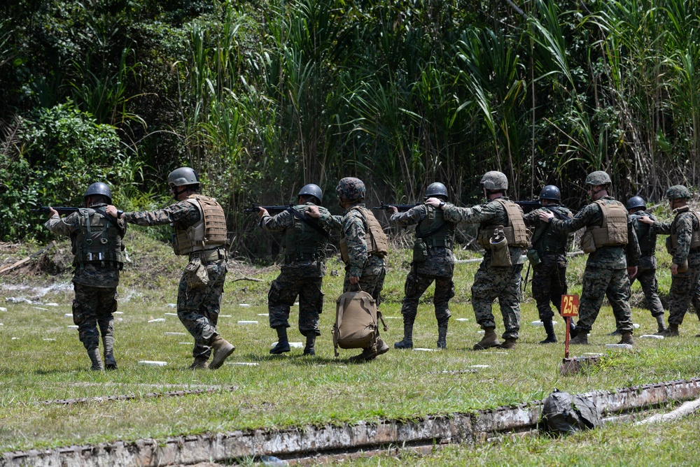 Guatemalan Marine Training