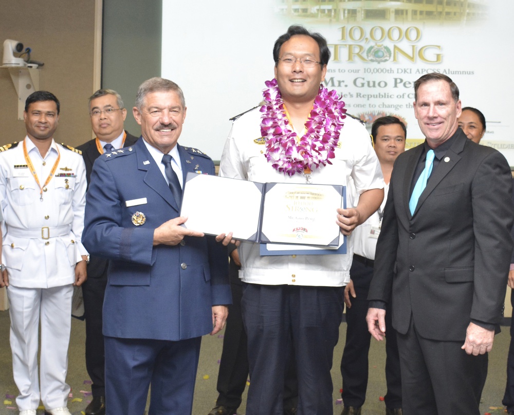 DKI APCSS reaches 10,000 milestone for alumni
