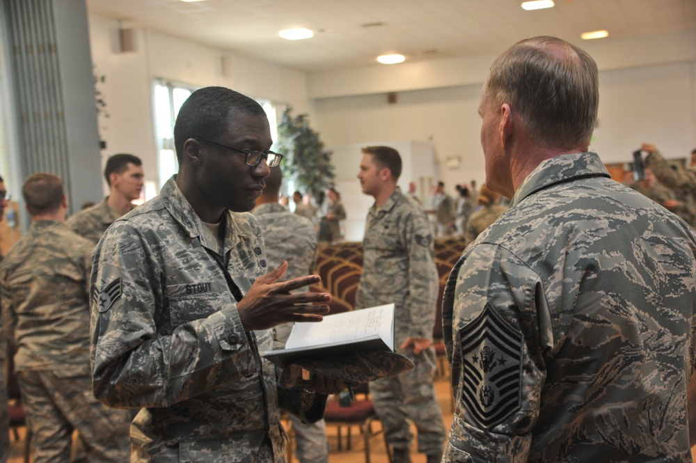 CMSAF Cody visits 70th ISRW, America’s Cryptologic Wing