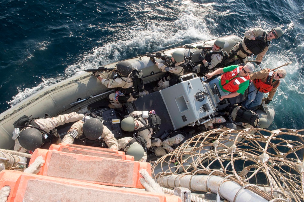 VBSS Exercise aboard USS Roosevelt (DDG 80)