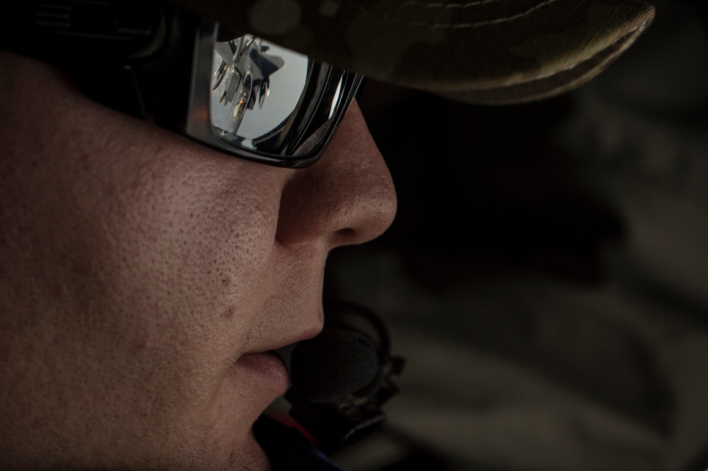 340th EARS Refuel Strike Eagles