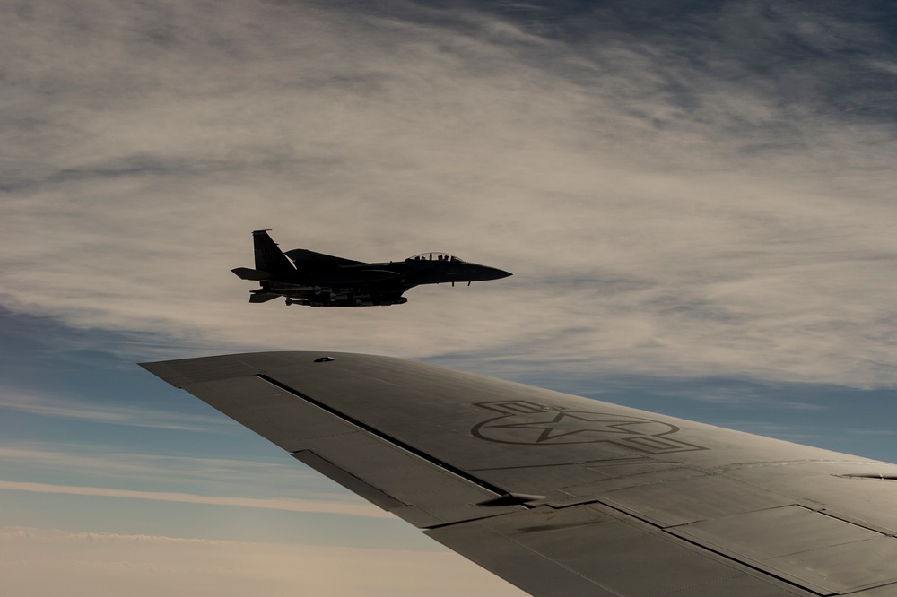 340th EARS Refuel Strike Eagles