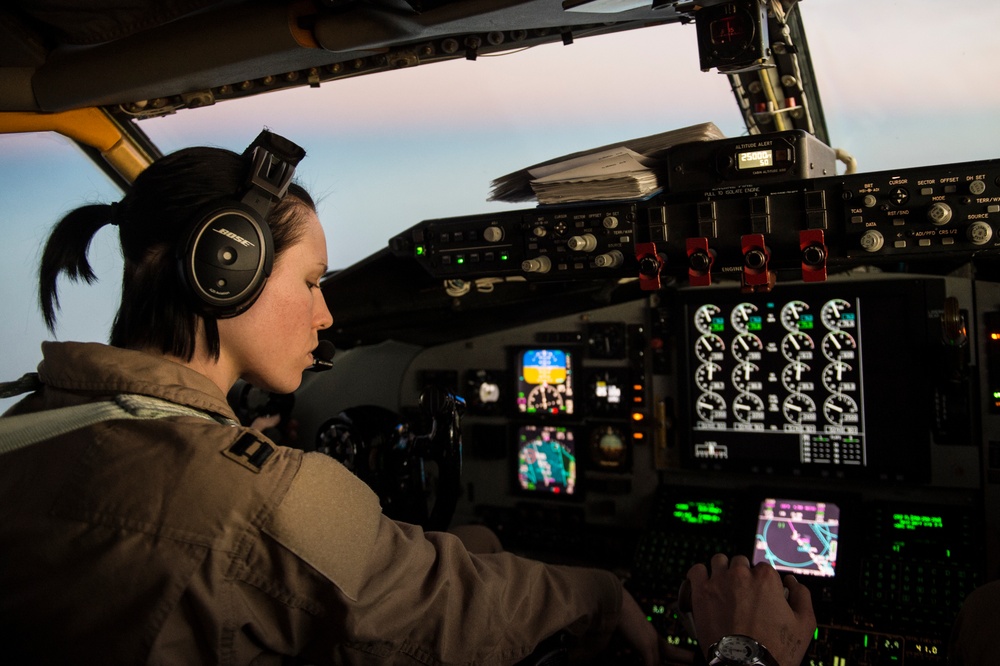 340th EARS Refuel Strike Eagles