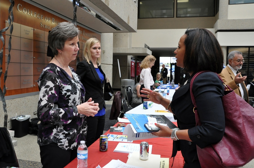 Forum highlights women-owned small businesses