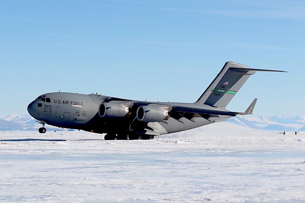 Night Vision landings shed light on Antarctic airlift