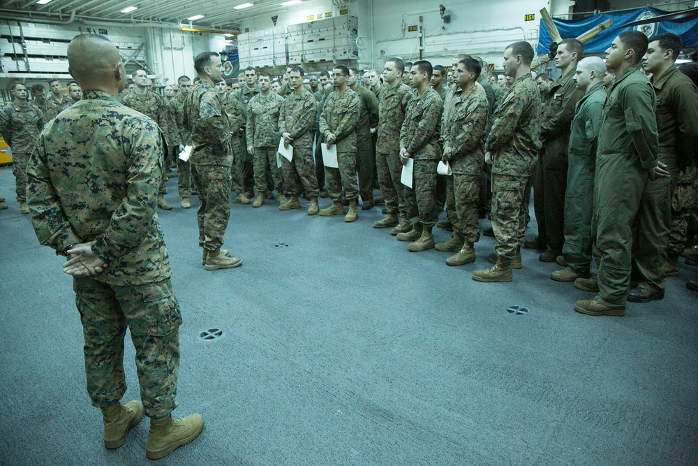 VMM-166 (REIN) Marines receive recognition