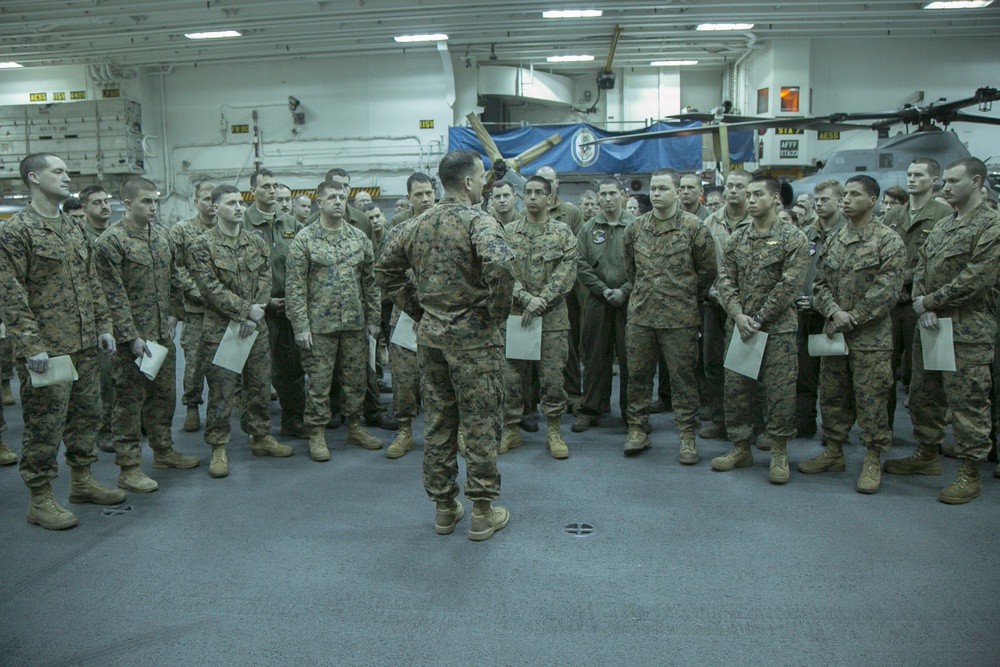 VMM-166 (REIN) Marines receive recognition