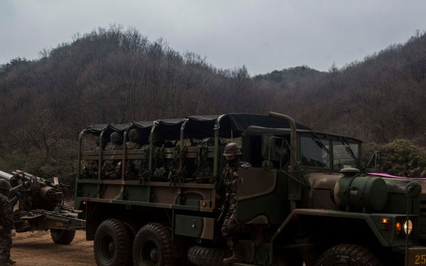 Artillery Sets up in Ssang Yong