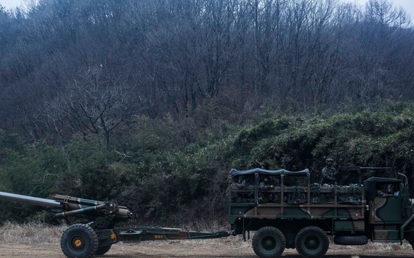 Artillery Sets up in Ssang Yong